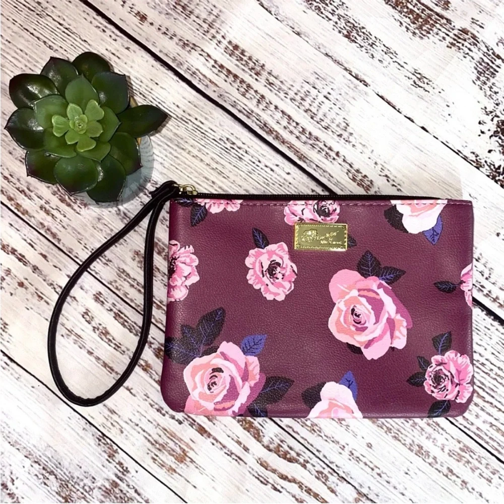 NWOT LUV BETSEY JOHNSON Floral Convertible Wristlet/Crossbody